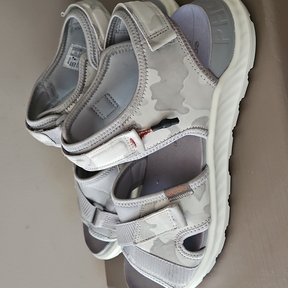 ECCO Women's EXOWRAP 3 Strap Sport Camo Gray Sandal sz 41/10-10.5 - Picture 2 of 7